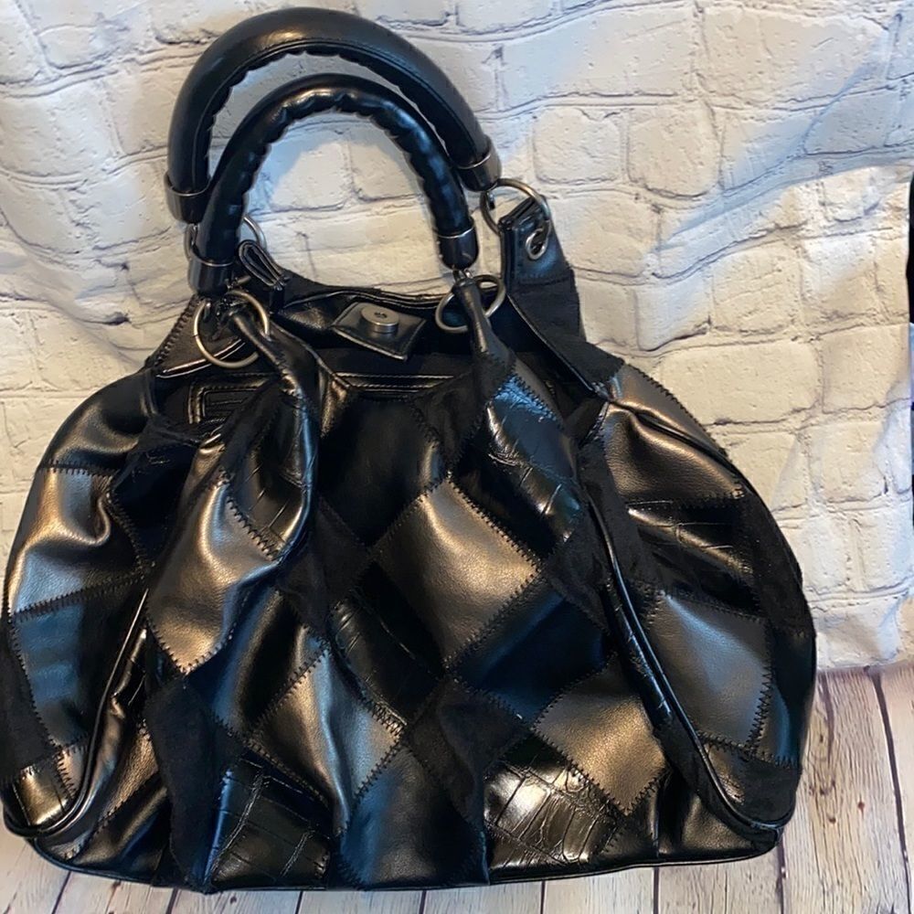 Isaac Mizrahi shoulder purse 